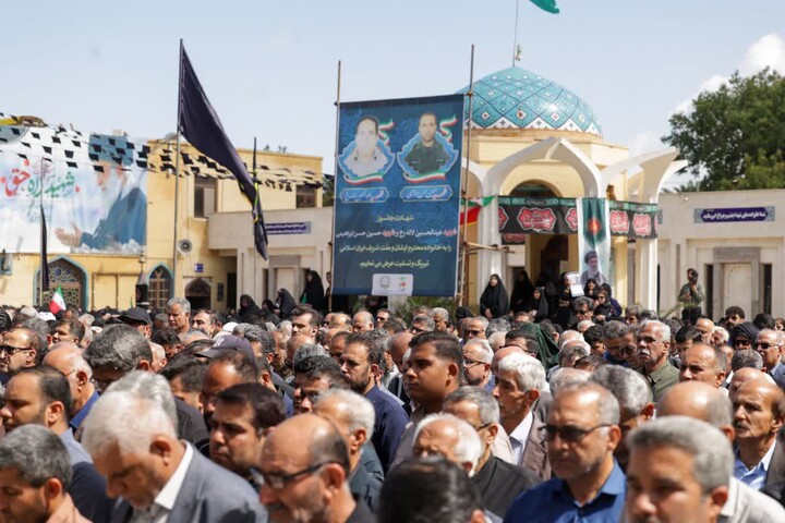 تصاویر/ تشییع پیکر مطهر دو شهید در بوشهر