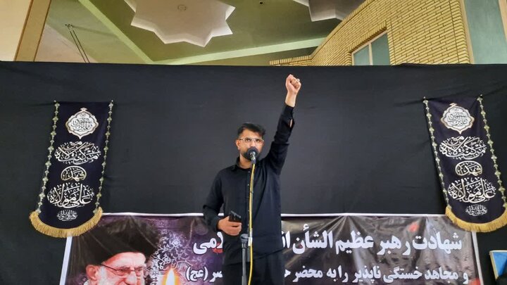 تصاویر/اقامه نماز عبادی سیاسی جمعه در خمین