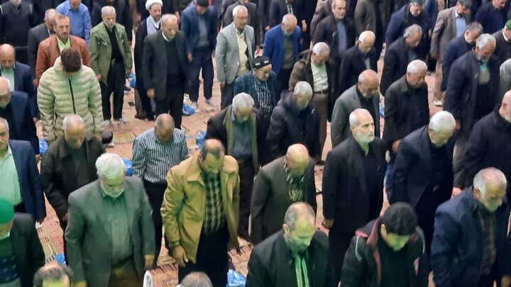 تصاویر/اقامه نماز عبادی سیاسی جمعه در خمین