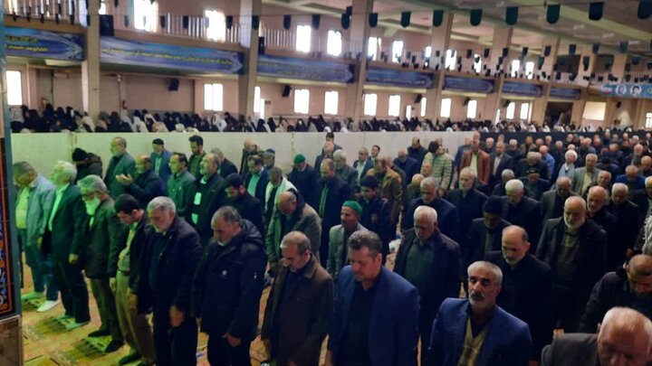 تصاویر/اقامه نماز عبادی سیاسی جمعه در خمین