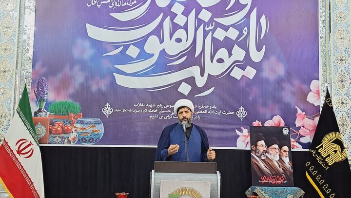 تصاویر| نماز جمعه طبس با حضور استاندار خراسان جنوبی