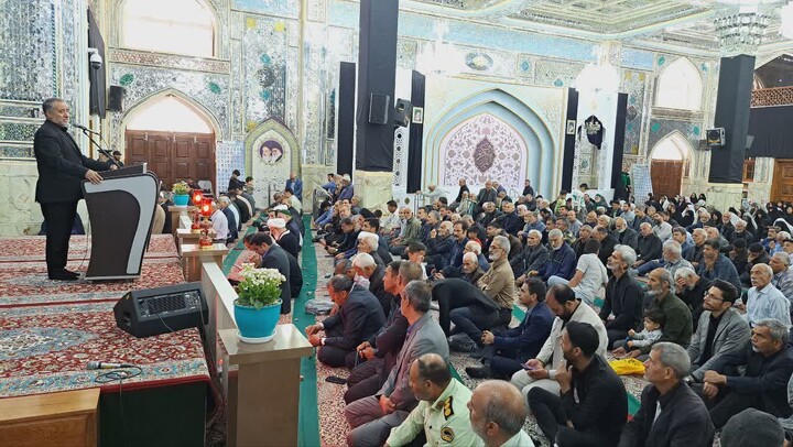 تصاویر| نماز جمعه طبس با حضور استاندار خراسان جنوبی