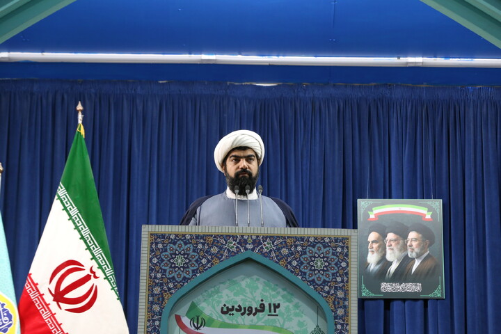 تصاویر/ اولین نماز عبادی سیاسی جمعه اصفهان در سال 1405