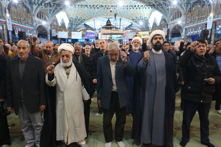 تصاویر/ اولین نماز عبادی سیاسی جمعه اصفهان در سال 1405