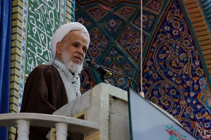 تصاویر/ اقامه نماز جمعه در شهر کرمان
