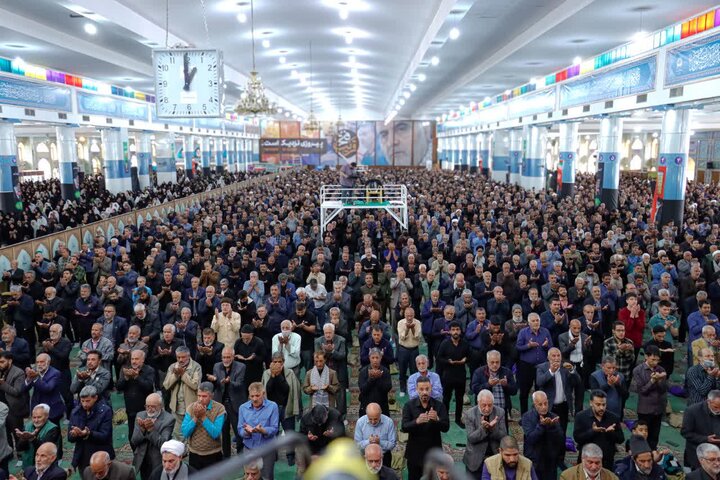 تصاویر/ اقامه نماز جمعه در شهر کرمان