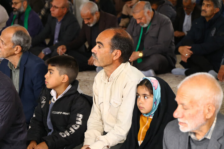 تصاویر| عطر بندگی در مصلی نماز جمعه قاین با حضور مردم ولایی قائنات