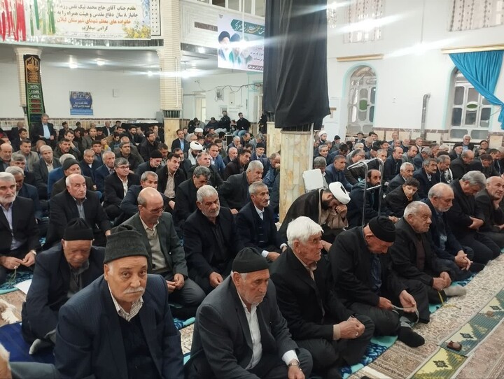 تصاویر/ اقامه نماز جمعه شهرستان لیلان