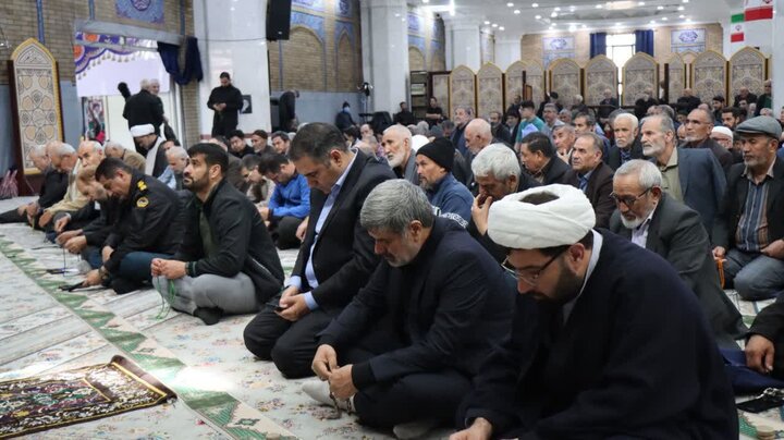 تصاویر/ اولین نماز عبادی سیاسی جمعه باقرشهر و کهریزک در سال جدید