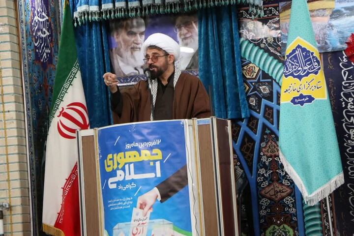 تصاویر/ اقامه نماز جمعه شهرستان خرمدره