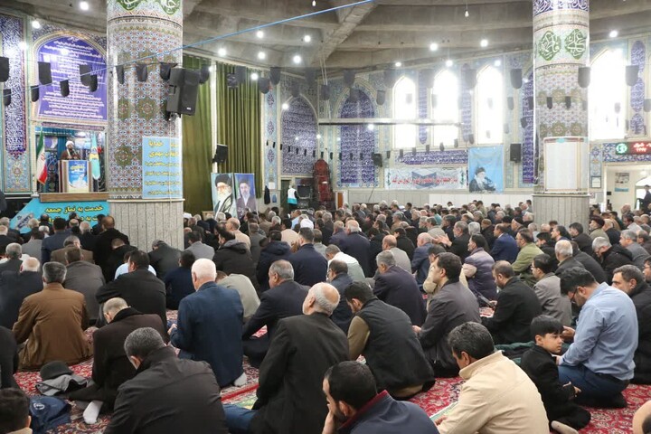 تصاویر/ اقامه نماز جمعه شهرستان خرمدره