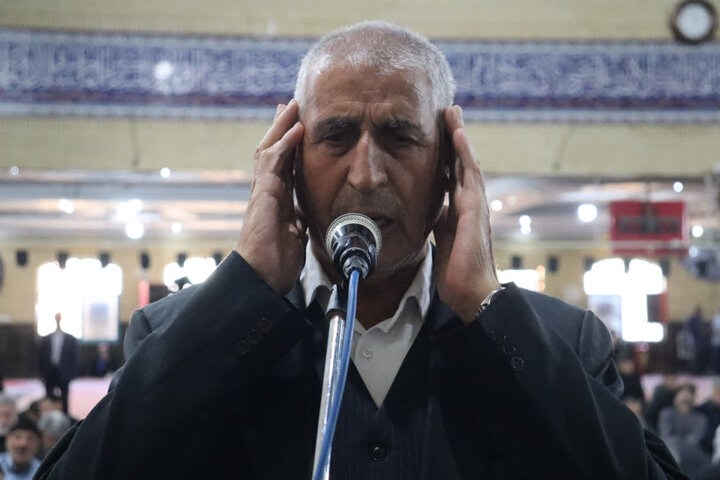 تصاویر/ اقامه نماز جمعه در بهارستان