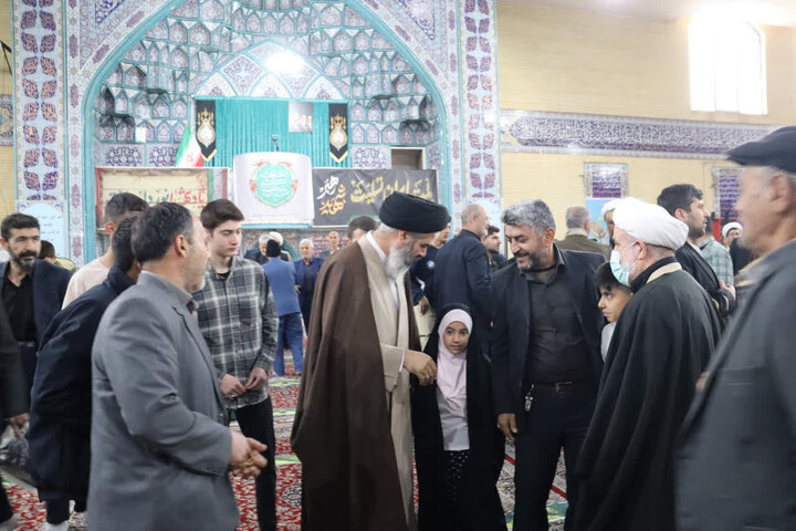 تصاویر/ اقامه نماز جمعه در بهارستان