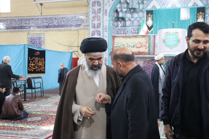 تصاویر/ اقامه نماز جمعه در بهارستان