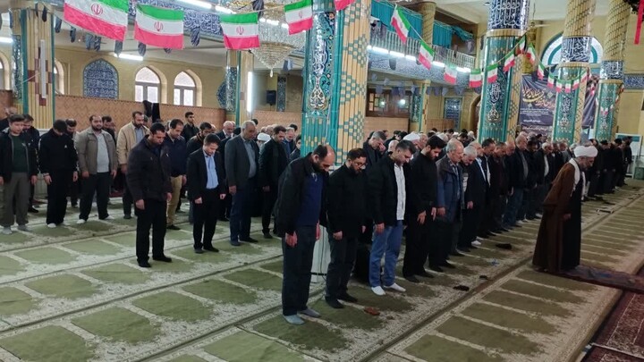 تصاویر/ اقامه نماز جمعه شهرستان هیدج