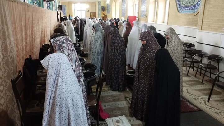 تصاویر/ اقامه نماز جمعه شهرستان هیدج