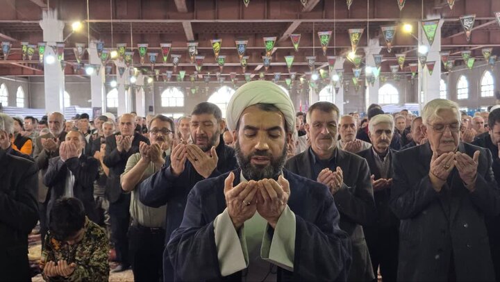 تصاویر/ اقامه نماز جمعه شهرستان سراب