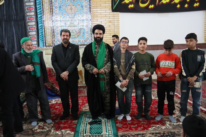 تصاویر / اقامه نماز جمعه جورقان