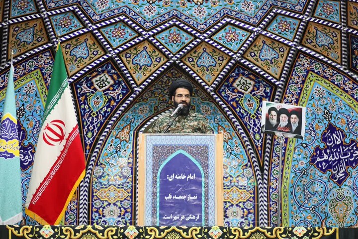 تصاویر / اقامه نماز جمعه جورقان