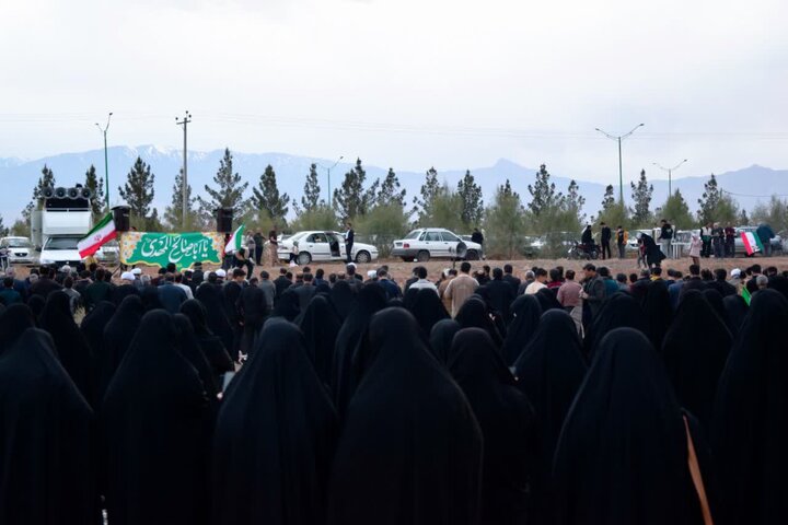 تصاویر/ دومین مراسم بزرگ استغاثه به حضرت حجت ابن الحسن درآران وبیدگل