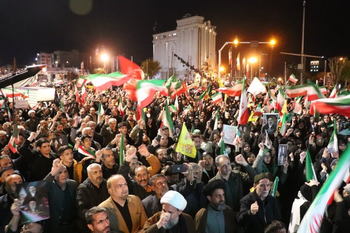 تصاویر/ بیست و هفتمین اجتماع مردمی در قرچک