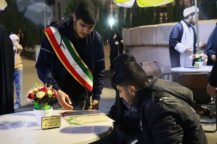 تصاویر/ کافه رستوران قرآنی در میدان آزادی کرمان-3