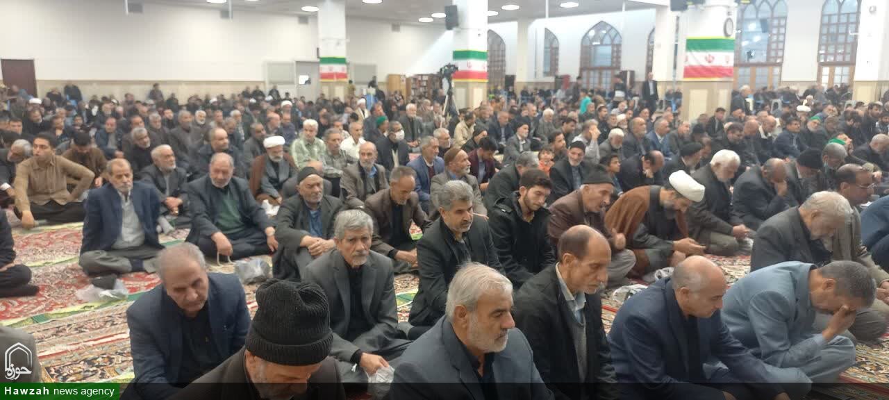 تصاویر/ نخستین نماز جمعه گناباد در سال ۱۴۰۵