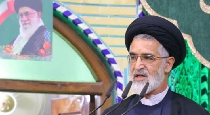 حل مشکلات اقتصادی در گرو اجرای سیاست‌های کلی اقتصاد مقاومتی است