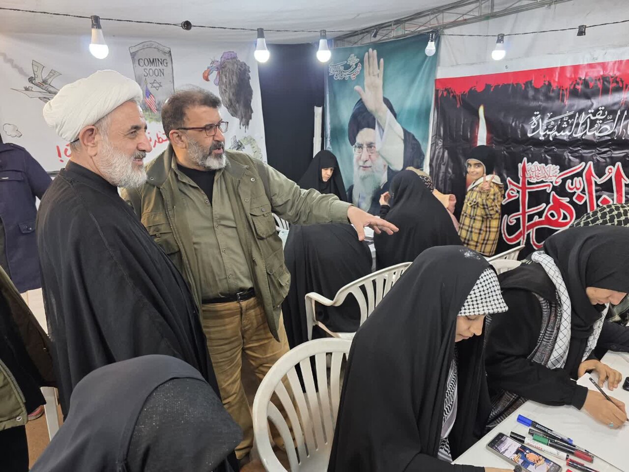 مجتبی ذوالنوری در  بازدید از موکب هنر و رسانه قم