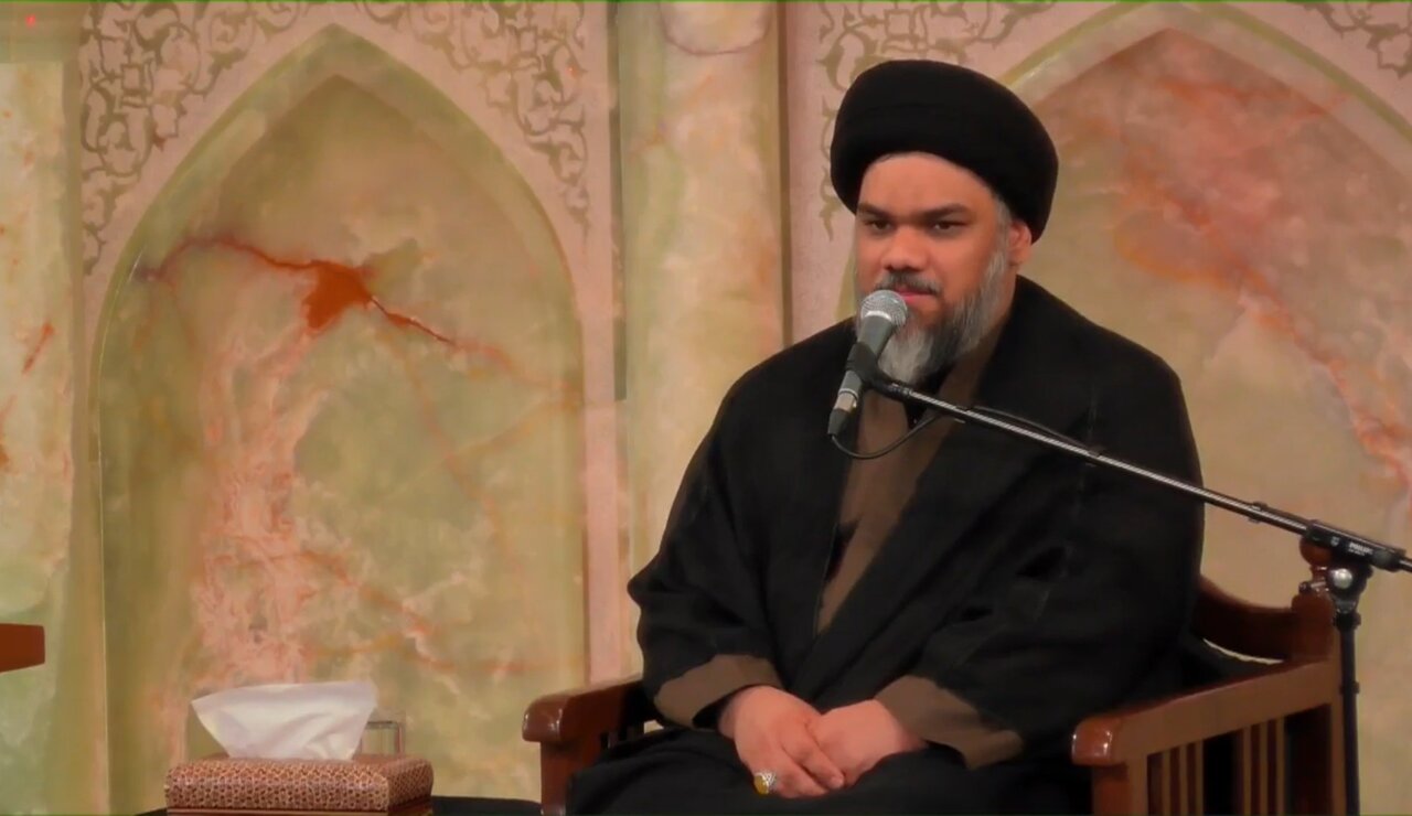 جبهه حق با تکیه بر ایمان و صبر به پیروزی می‌رسد/ صبر ستون استواری ایمان در زندگی مؤمنانه است