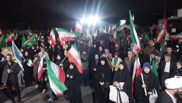 خون شهدا عامل اصلی انسجام ملی و تنومندی درخت انقلاب است