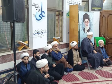 تصاویر/ مراسم بزرگداشت شهادت قائد امت در مدرسه علمیه امام صادق رودسر