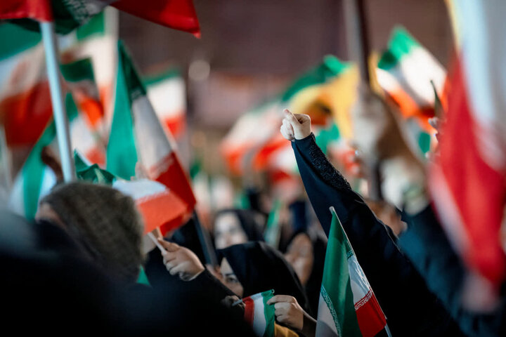 تصاویر/ اجتماع کرمانی ها در میدان کوثر و خیابان هزار یک شب