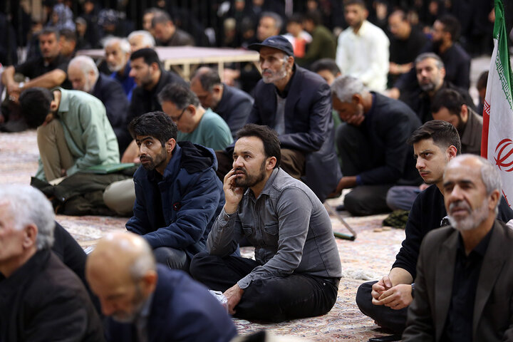 عزاداری شب سالگرد تخریب قبور ائمه بقیع(ع) در حرم بانوی کرامت