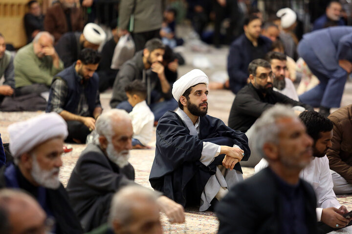 عزاداری شب سالگرد تخریب قبور ائمه بقیع(ع) در حرم بانوی کرامت