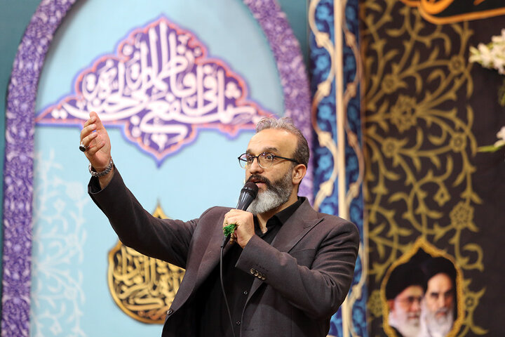 عزاداری شب سالگرد تخریب قبور ائمه بقیع(ع) در حرم بانوی کرامت