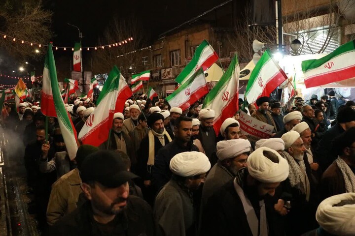 تصاویر / اجتماع روحانیون زنجان برای اعلام خون خواهی امام شهید امت و بیعت با رهبر مقتدر انقلاب