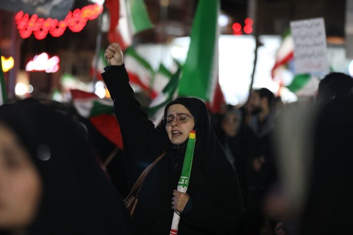 تصاویر/ تجمع شبانه در شهر رفسنجان