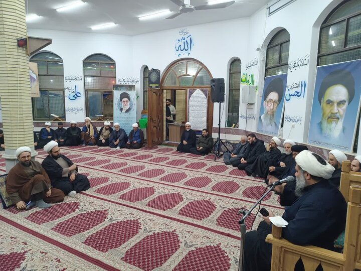 تصاویر/ مراسم بزرگداشت شهادت قائد امت در مدرسه علمیه امام صادق رودسر