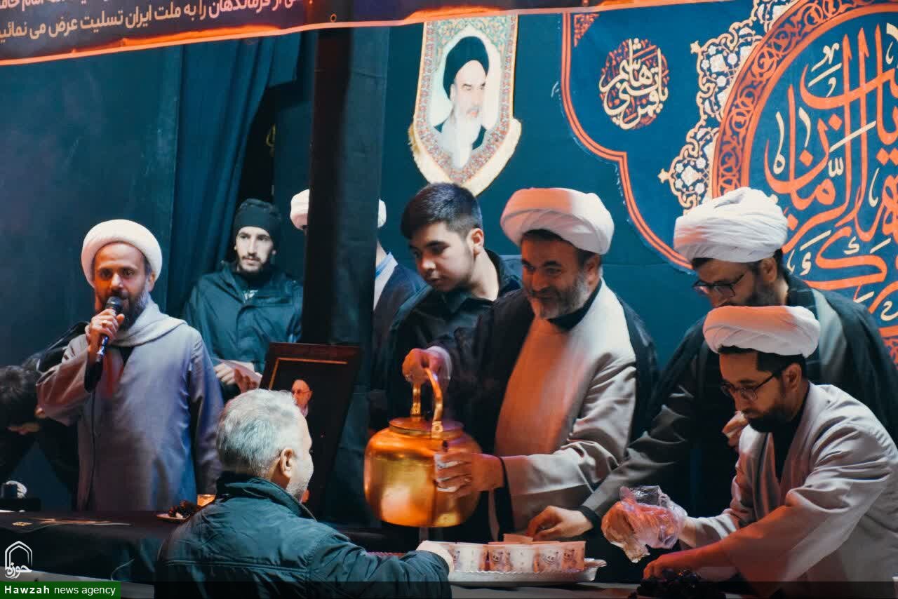 تصاویر/ موکب حوزه علمیه بناب در تجمعات «شب‌های اقتدار»