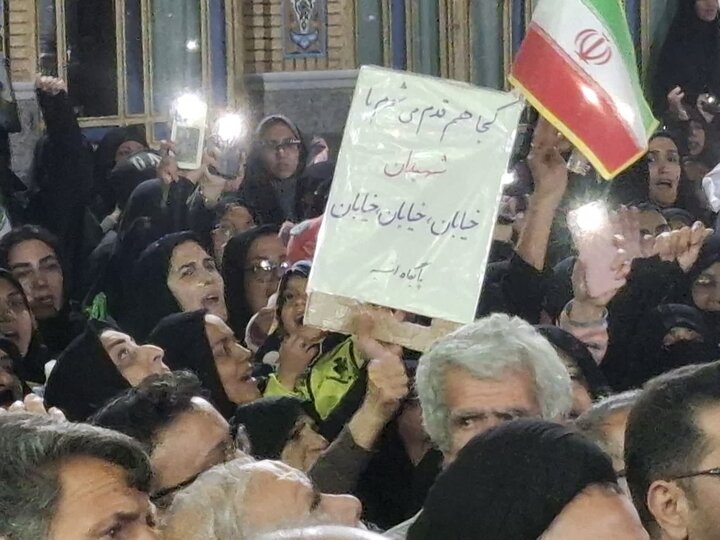 تصاویر/تشییع باشکوه پیکر شهید دفاع مقدس رمضان سرگرد مهندس پیام رجبی درآران وبیدگل