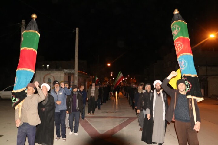 تصاویر / مردم لالجین در خط مقدم دفاع از وطن