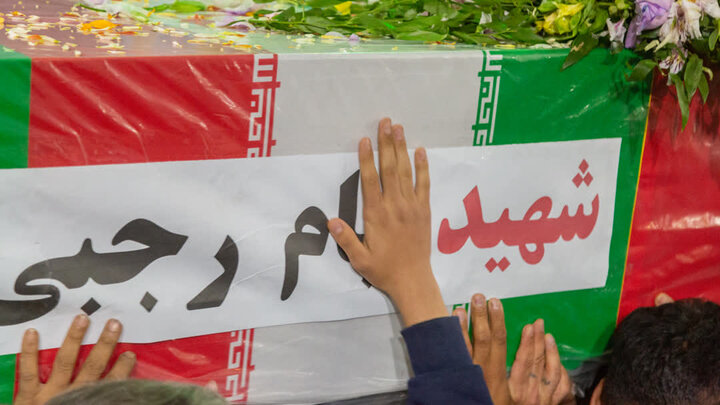 تصاویر/وداعی حماسی و باشکوه، آوازی از شجاعت و وفا، در حرم مطهر محمد هلال بن علی (ع)