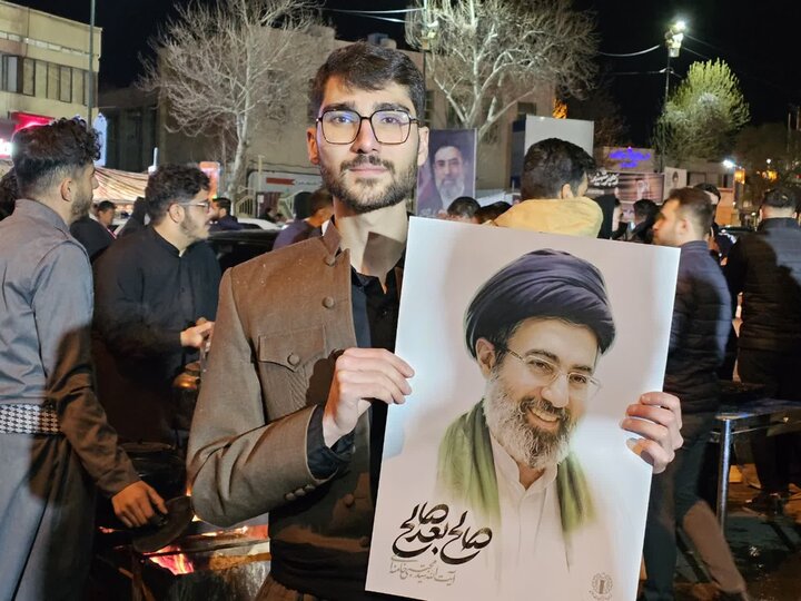 تصاویر/تجمع مردمی میدان‌داران سنندج در حمایت از ایران اسلامی