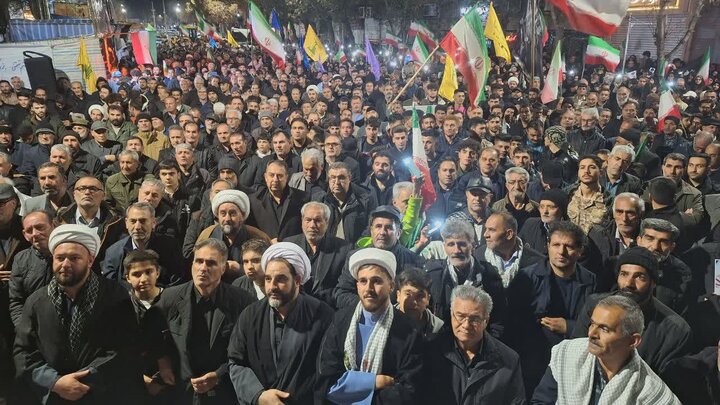 تصاویر/ اجتماع مردمی در میاندوآب در بیست و نهمین شب از جنگ رمضان