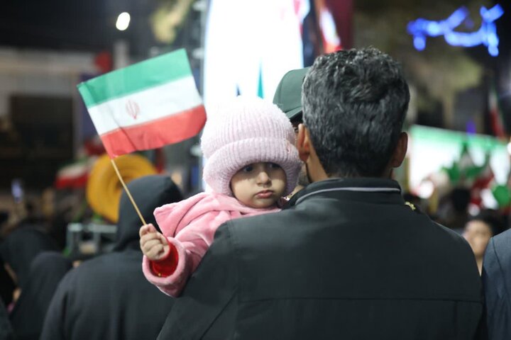 تصاویر/ تجمع شبانه در شهر رفسنجان