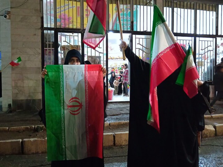 تصاویر| برپایی غرفه کودک در تجمع مردمی خوسف به همت مدرسه علمیه فاطمه‌الزهرا «سلام‌الله‌علیها»