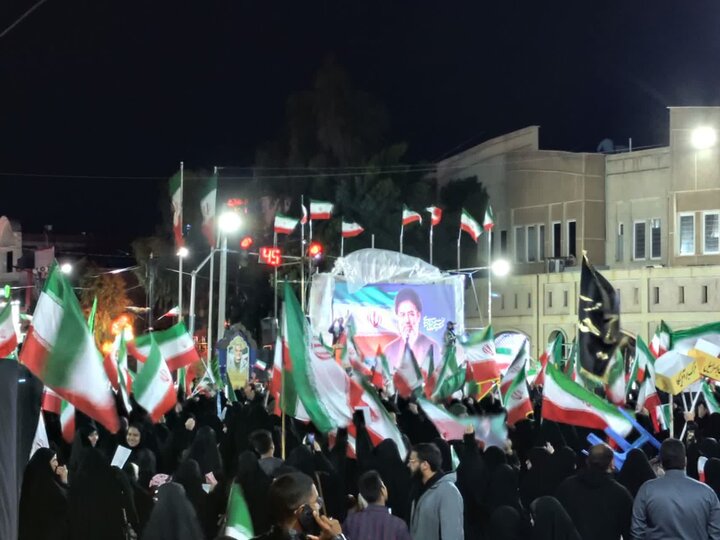 تصاویر/ تجمع شبانه در شهر بم