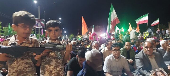 تصاویر/ تجمع شبانه در شهر نودژ