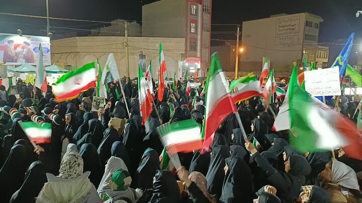 تصاویر/بیست و هشتمین شب حضور پرشور مردم ولایتمدار مامونیه در تجدید بیعت با آرمان‌های انقلاب
